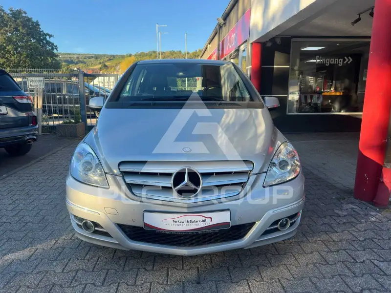 2010 Mercedes Benz B 180