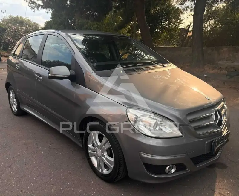 2010 Mercedes Benz B 180