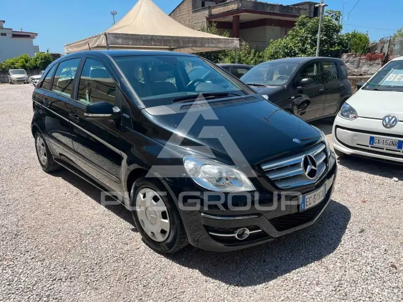 2010 Mercedes Benz B 180