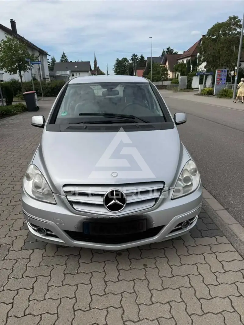 2010 Mercedes Benz B 180