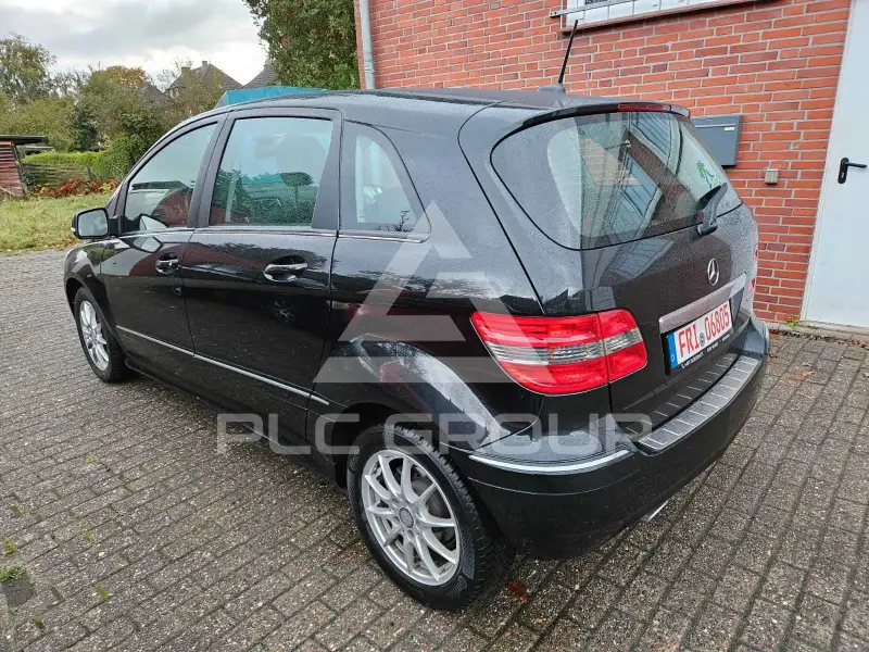 2010 Mercedes Benz B 180