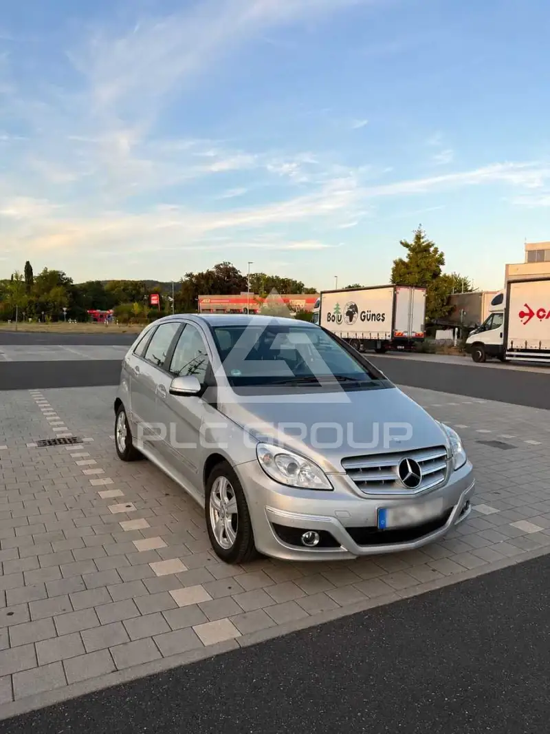 2010 Mercedes Benz B 180