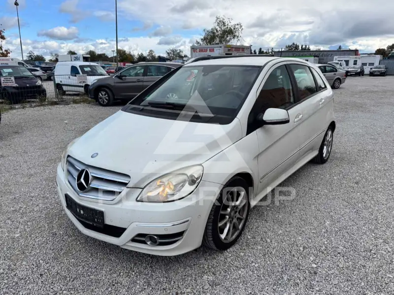 2010 Mercedes Benz B 180