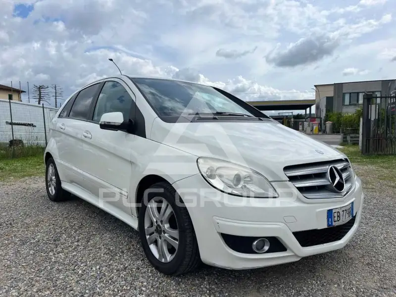 2010 Mercedes Benz B 180