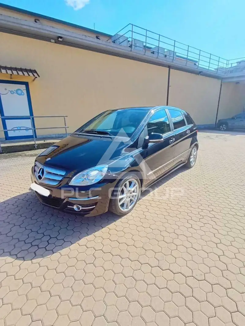 2010 Mercedes Benz B 180