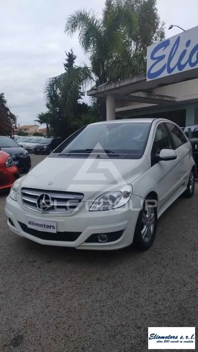 2010 Mercedes Benz B 180
