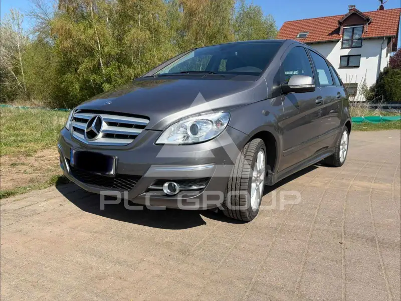 2010 Mercedes Benz B 180