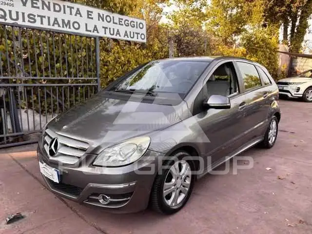2010 Mercedes Benz B 180
