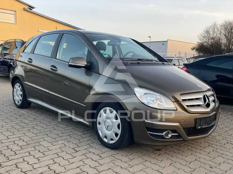 2010 Mercedes Benz B 180
