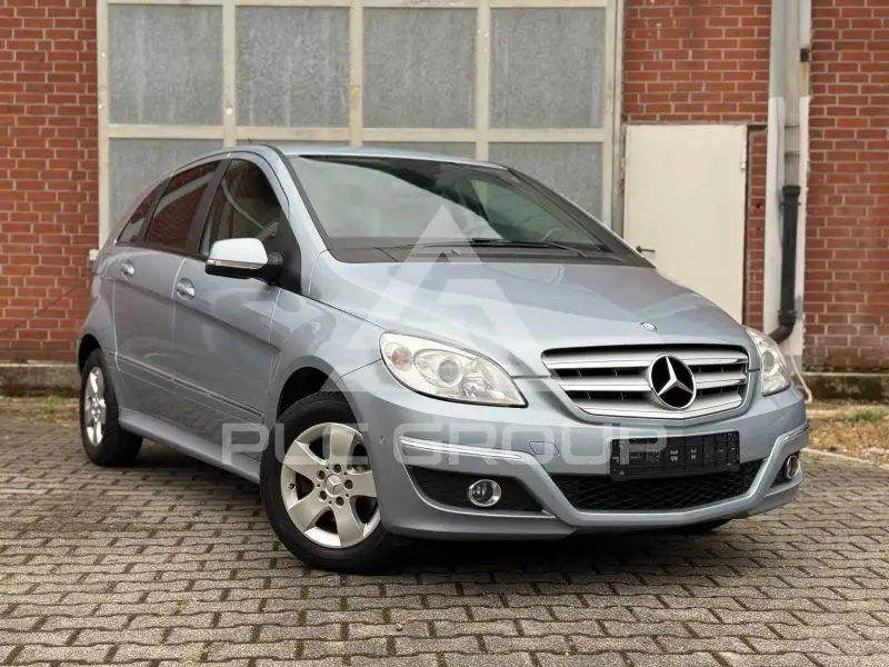 2010 Mercedes Benz B 180