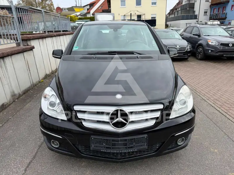 2010 Mercedes Benz B 180