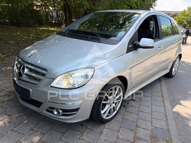 2010 Mercedes Benz B 180