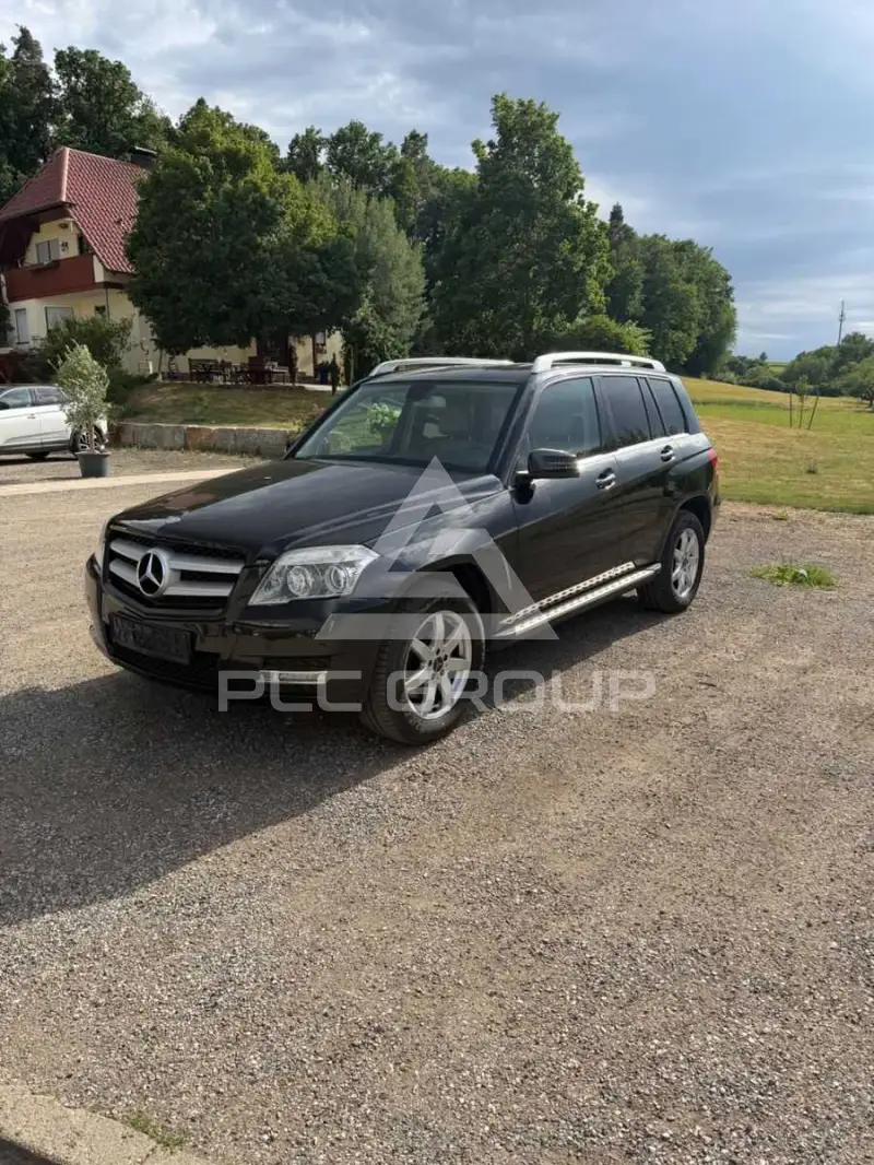 2010 Mercedes Benz GLK 320