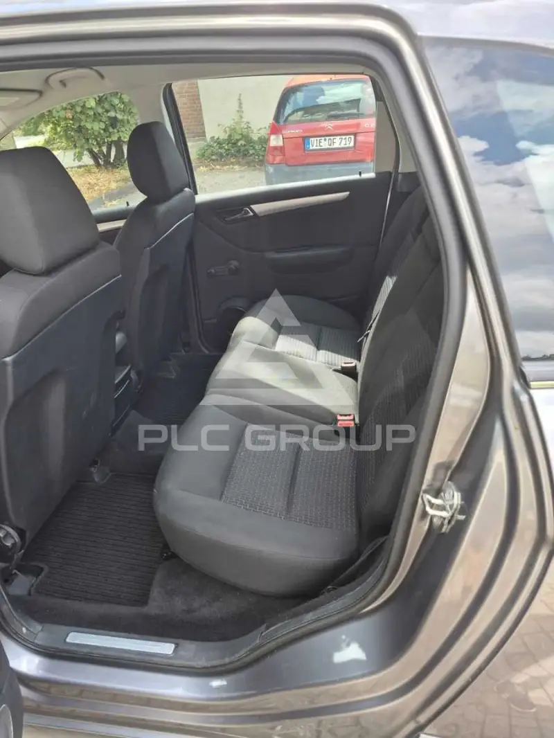 2010 Mercedes Benz B 160
