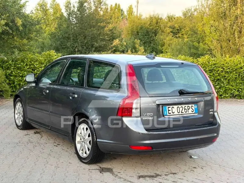 2010 Volvo V50