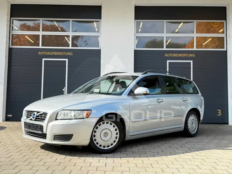 2010 Volvo V50