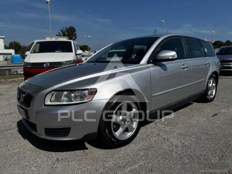2010 Volvo V50