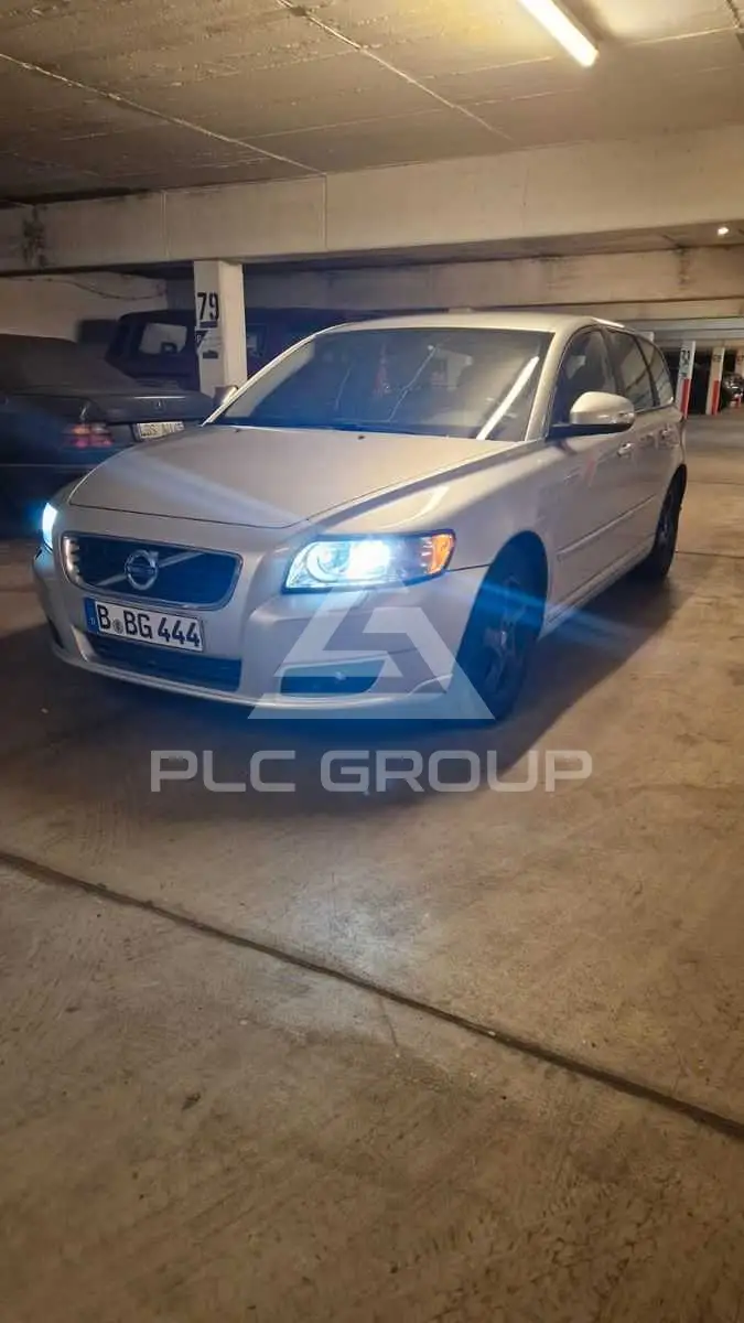 2010 Volvo V50
