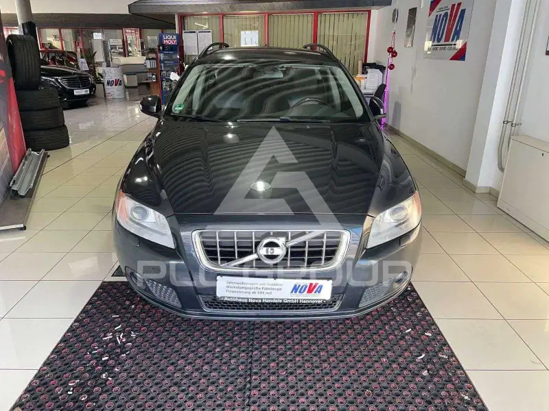 2010 Volvo V70