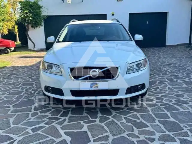 2010 Volvo V70