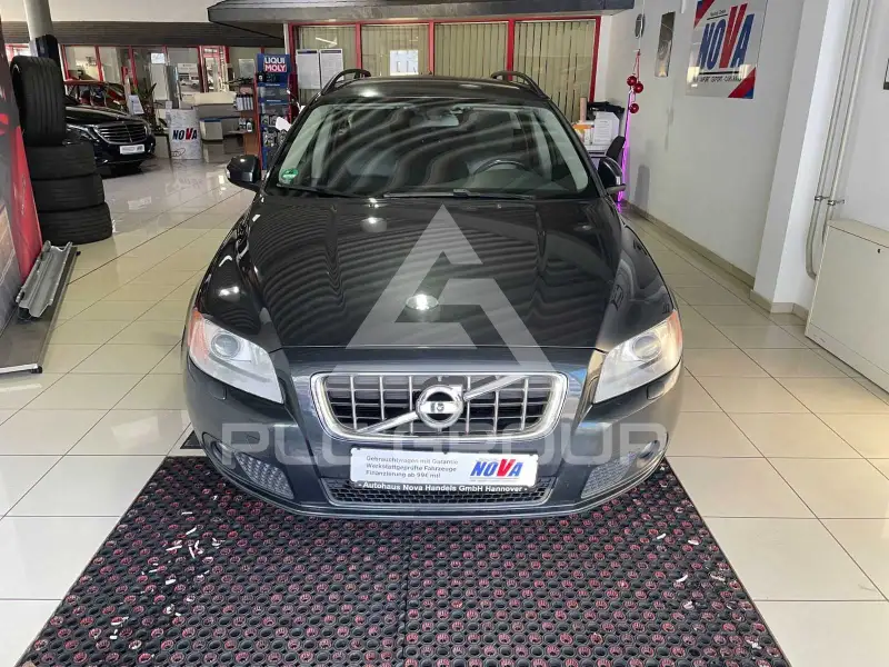 2010 Volvo V70