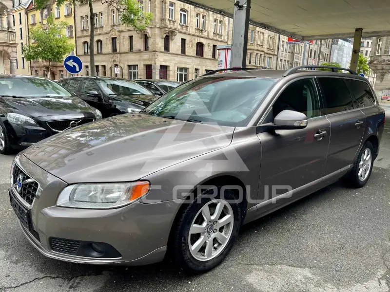 2010 Volvo V70