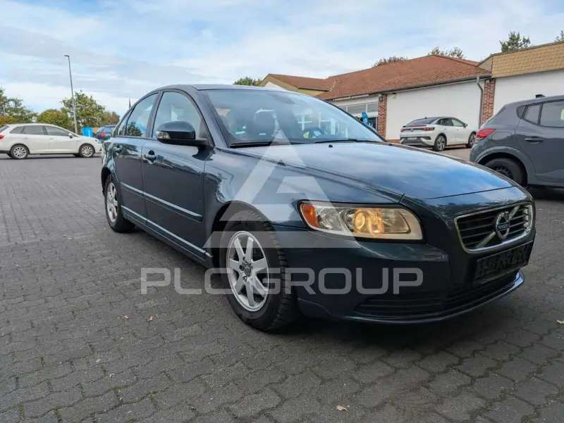2010 Volvo S40
