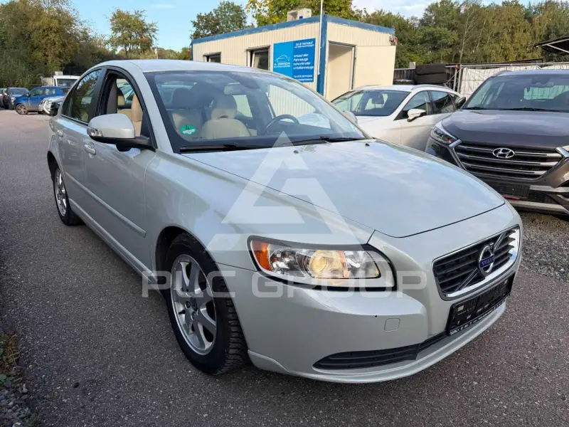 2010 Volvo S40