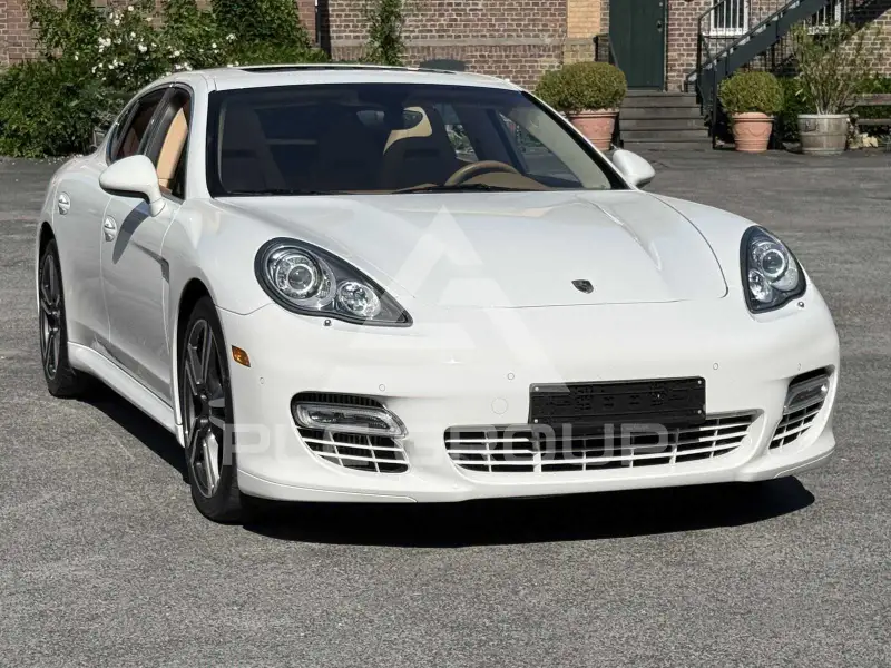 2010 Porsche Panamera