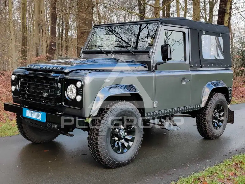 2010 Land Rover DEFENDER