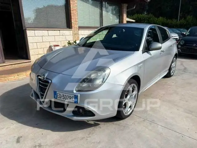 2010 Alfa Romeo Giulia