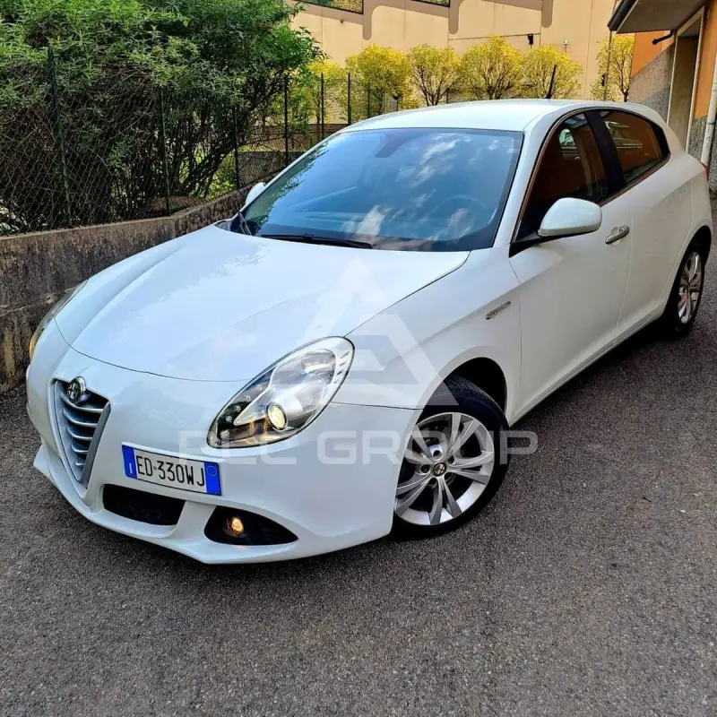 2000 Alfa Romeo Giulia