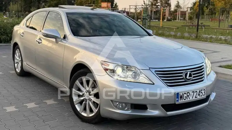 2010 Lexus LS460