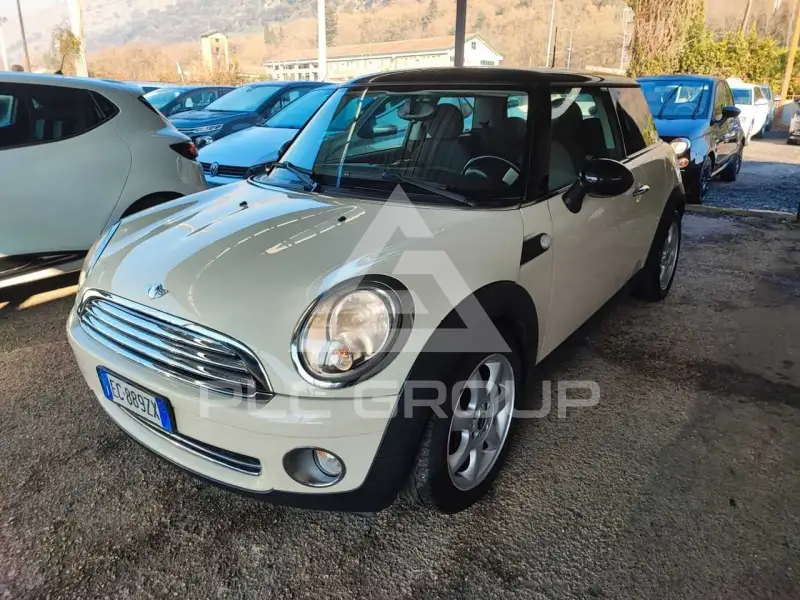 2010 Mini COOPER