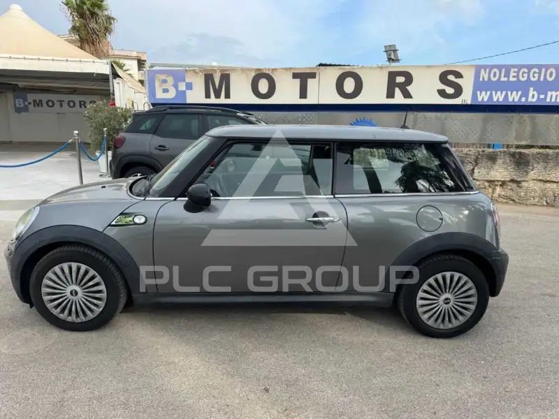 2010 Mini COOPER