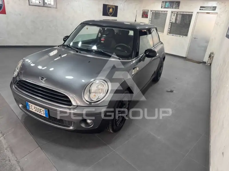 2010 Mini COOPER