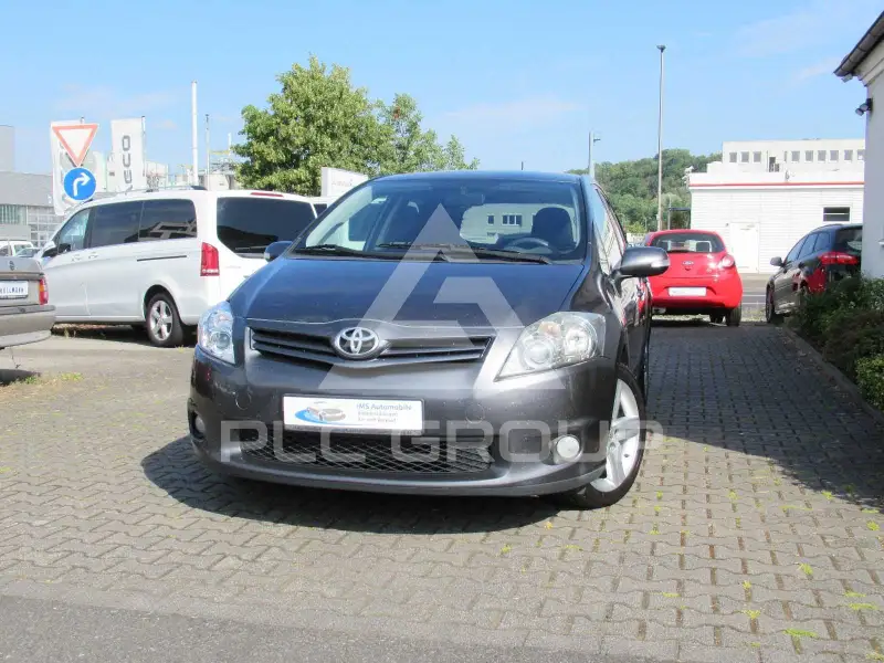 2010 Toyota AURIS