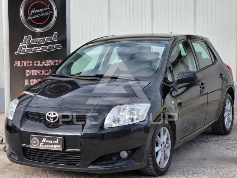 2010 Toyota AURIS
