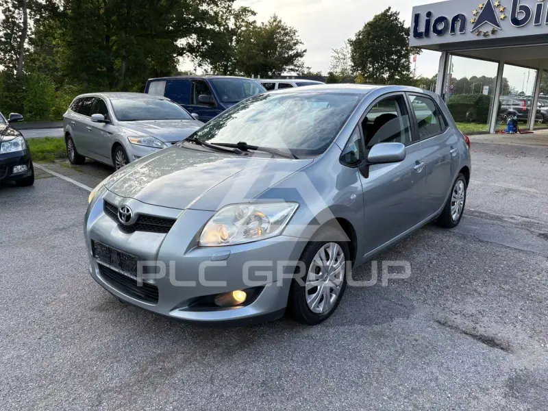 2010 Toyota AURIS