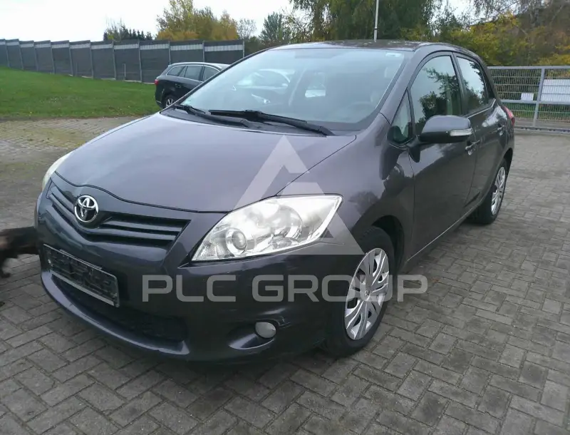 2010 Toyota AURIS