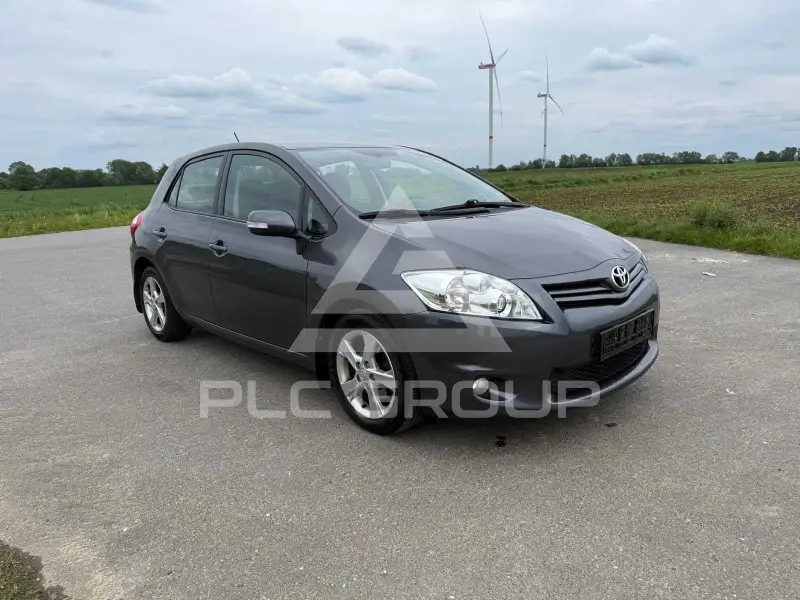 2010 Toyota AURIS