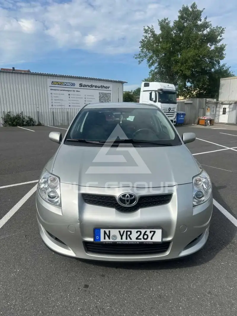 2010 Toyota AURIS