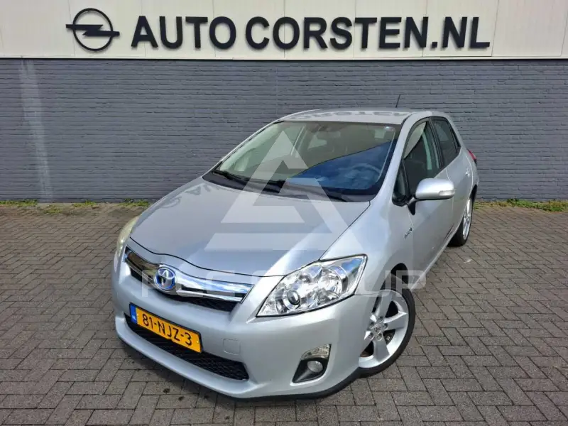 2010 Toyota AURIS