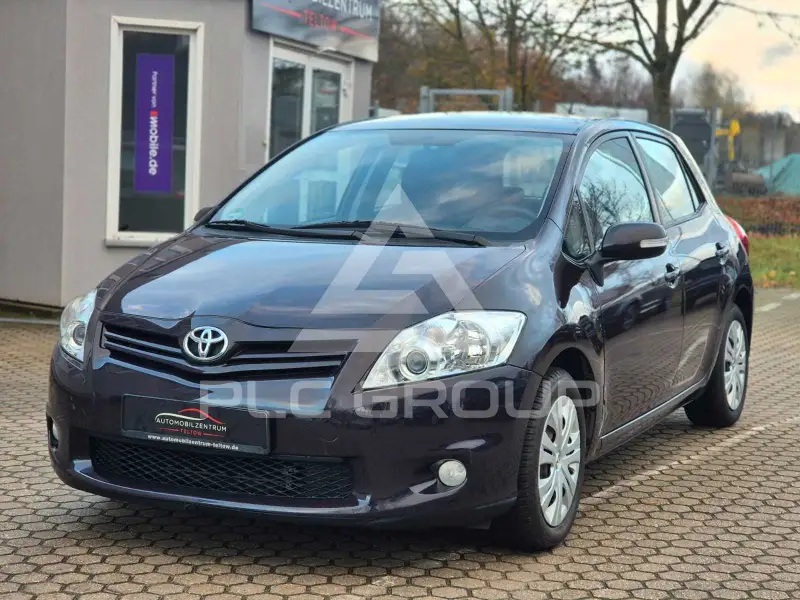 2010 Toyota AURIS
