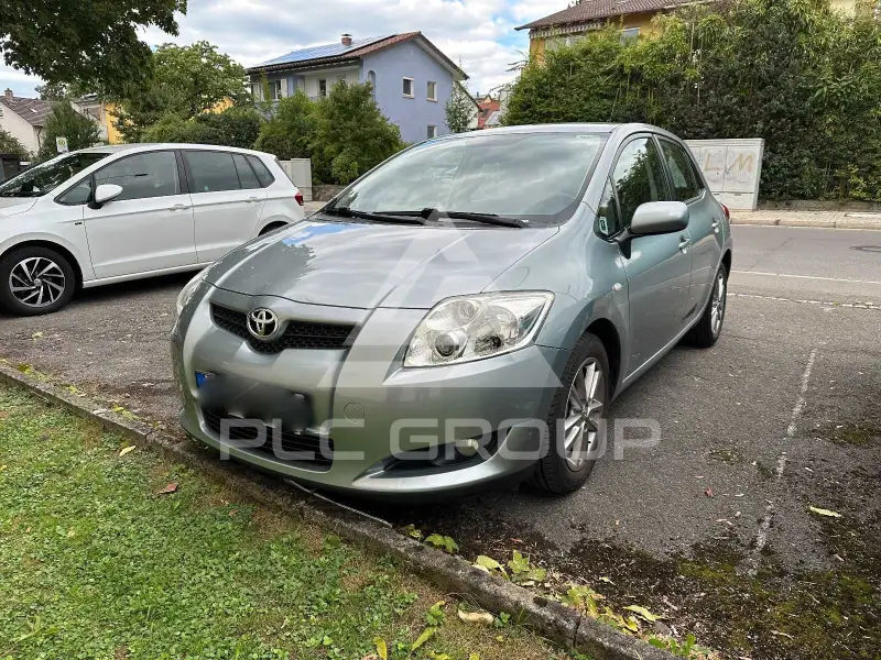 2010 Toyota AURIS