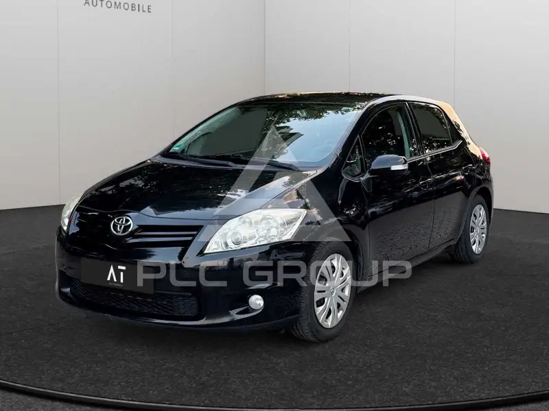 2010 Toyota AURIS