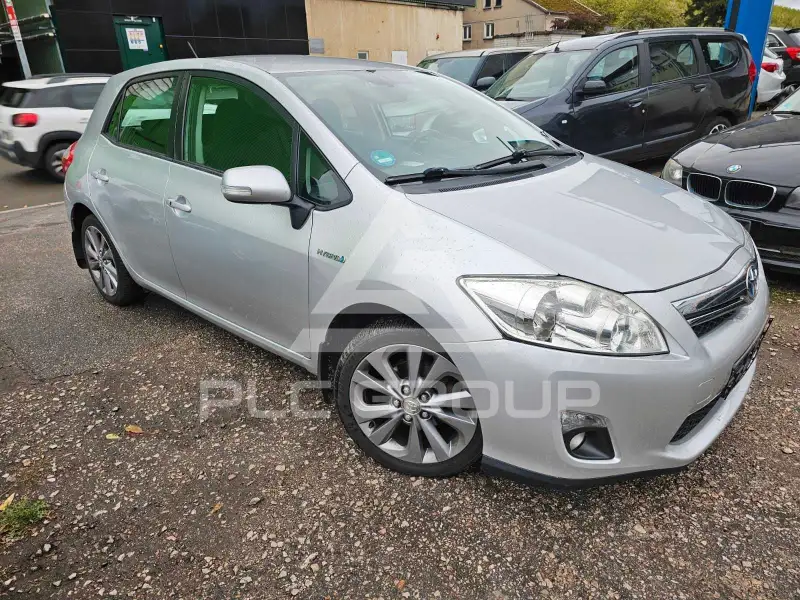 2010 Toyota AURIS