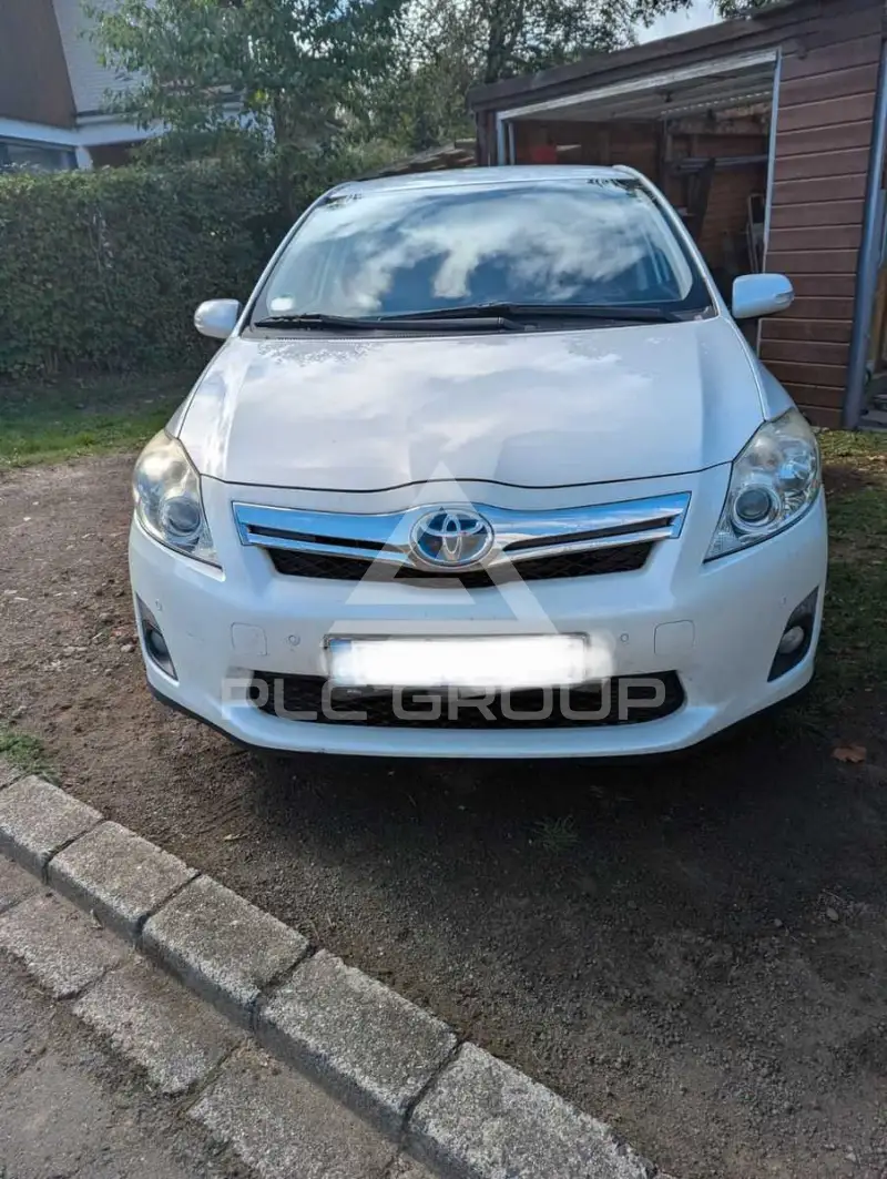 2010 Toyota AURIS