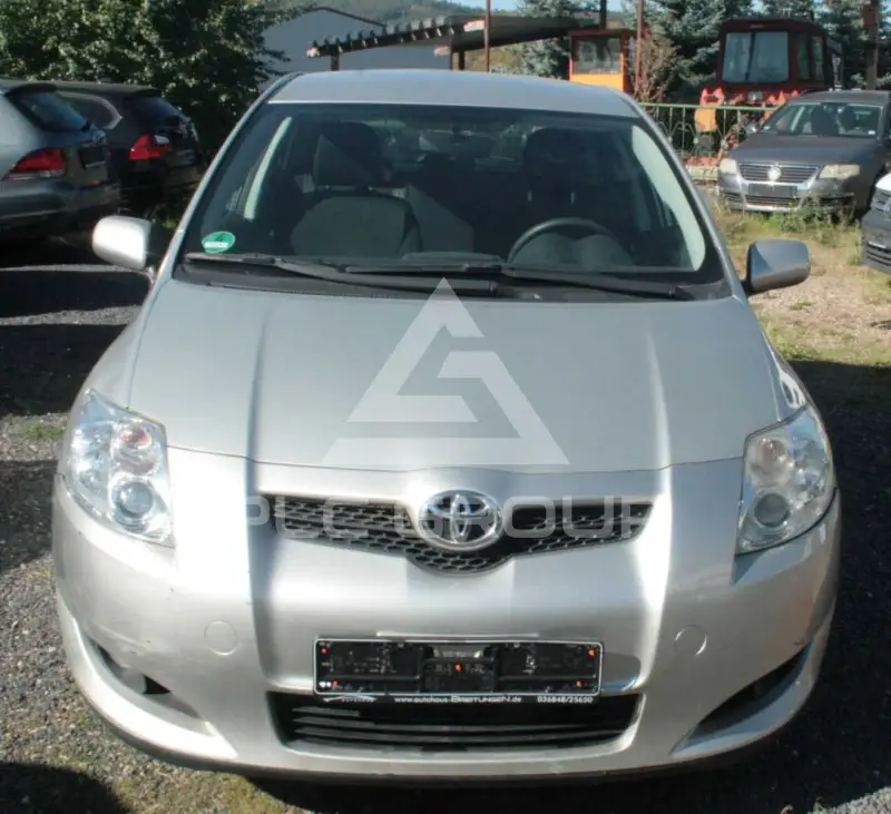 2010 Toyota AURIS