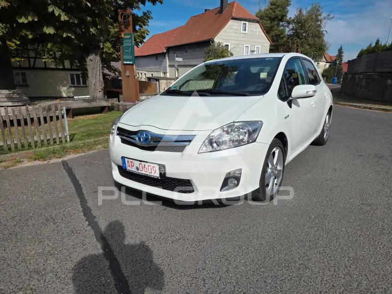 2010 Toyota AURIS
